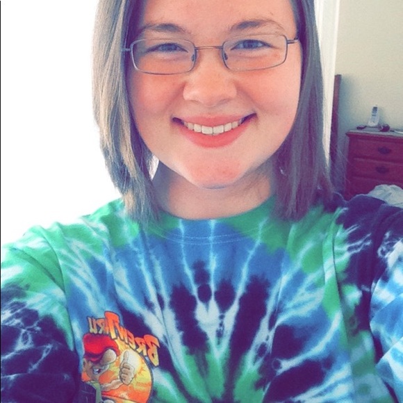 Meet your Posher, Beth - Picture 1 of 1